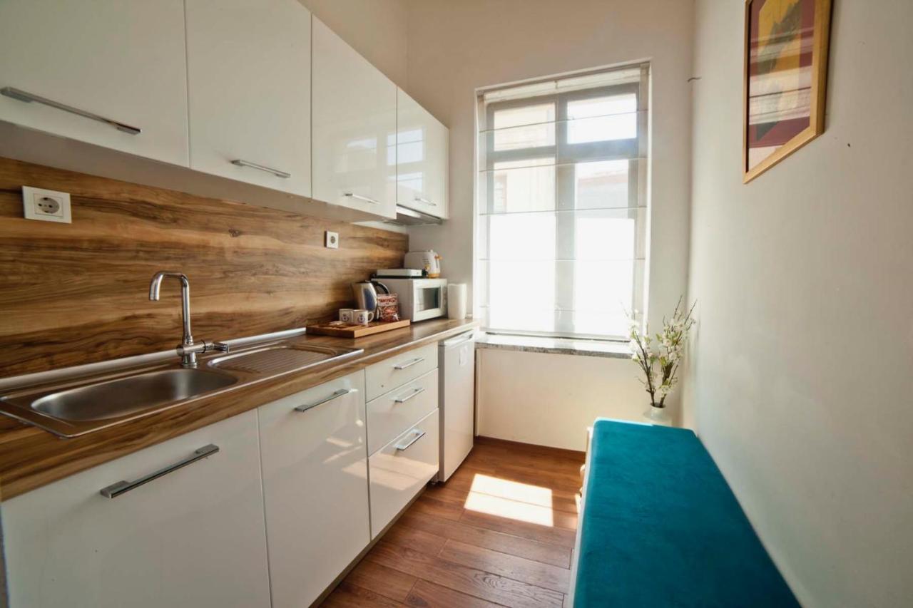 Galata Cicek Suites อิสตันบูล ภายนอก รูปภาพ