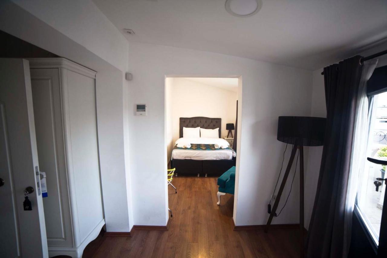 Galata Cicek Suites อิสตันบูล ภายนอก รูปภาพ