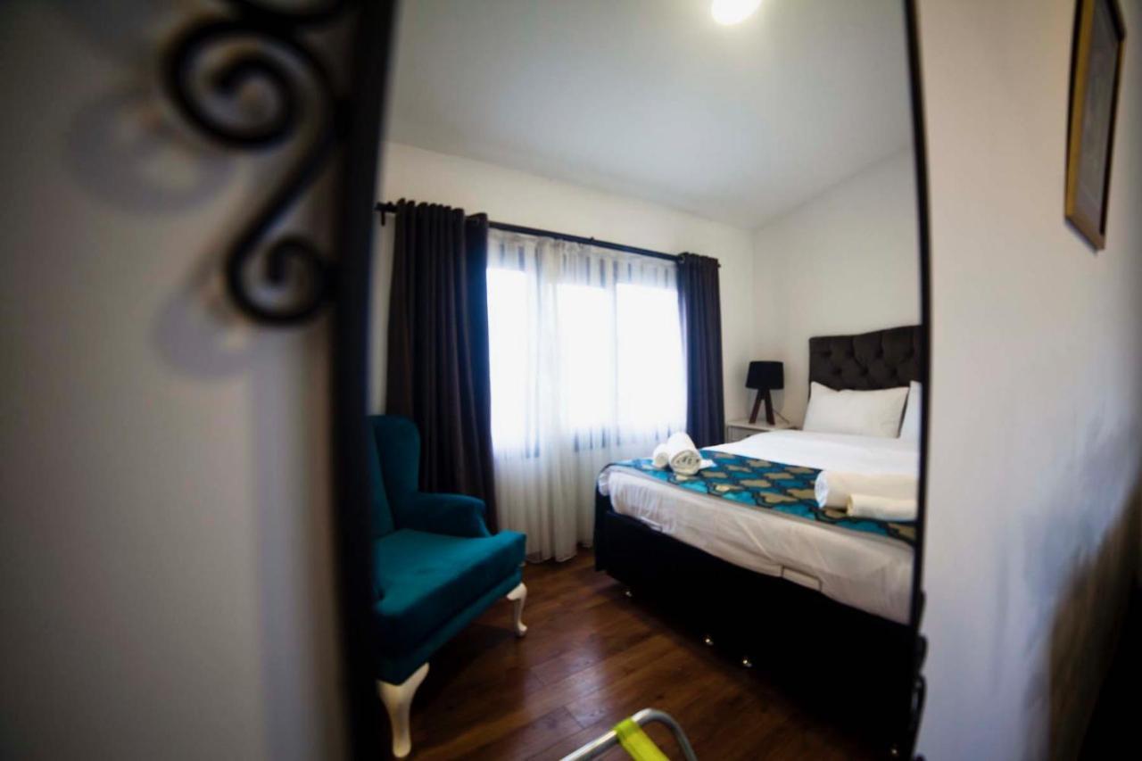 Galata Cicek Suites อิสตันบูล ภายนอก รูปภาพ